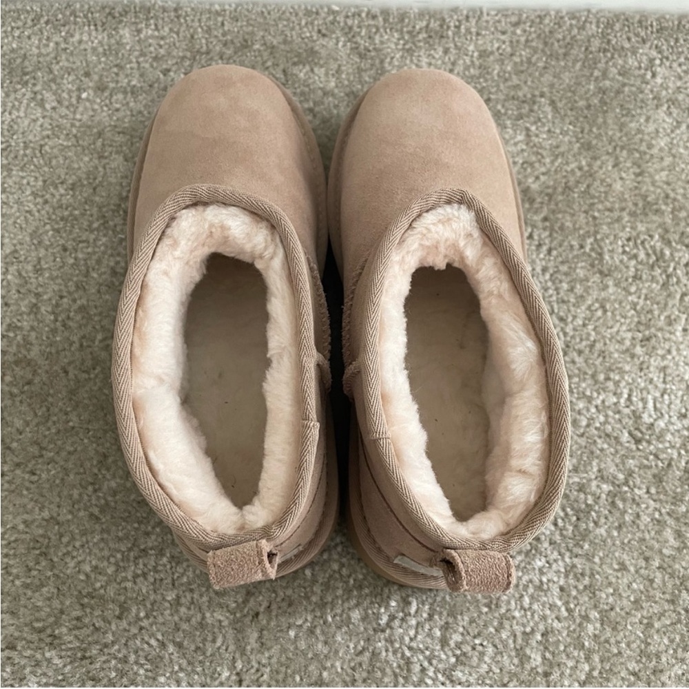 Mini Uggs - image 2